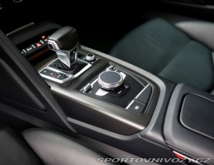 Audi R8 5.2 FSI Quattro V10 Plus 2015