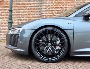 Audi R8 5.2 FSI Quattro V10 Plus 2015