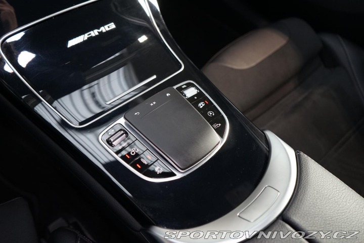 Mercedes-Benz Ostatní modely GLC 63 AMG 4M+ V8 Vzduch CarP 2021