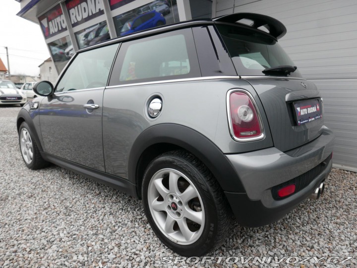 Mini Cooper S 1,6i Turbo 128kW Navi 2010