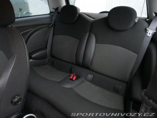 Mini Cooper S 1,6i Turbo 128kW Navi 2010