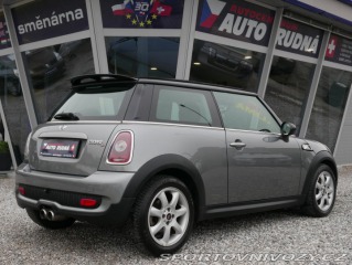 Mini Cooper S 1,6i Turbo 128kW Navi 2010