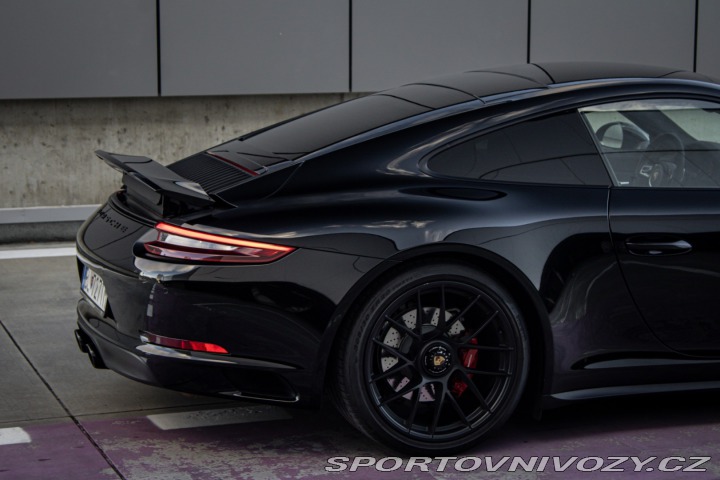 Porsche 911 Carrera GTS Coupé 2017