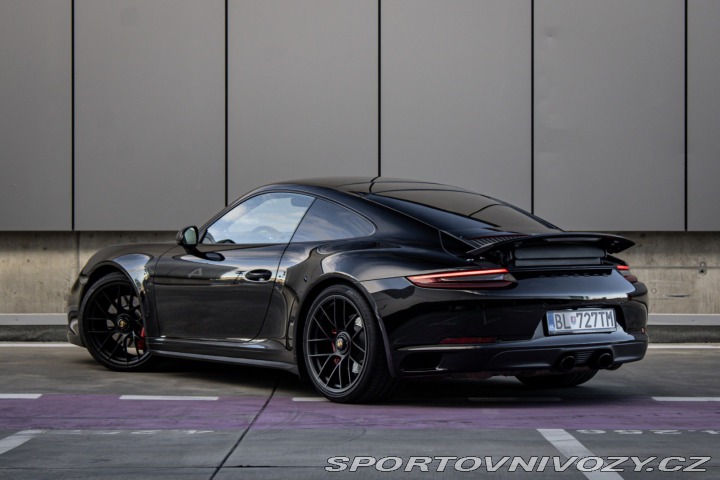 Porsche 911 Carrera GTS Coupé 2017