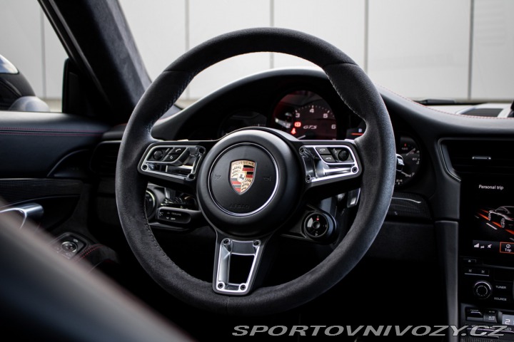 Porsche 911 Carrera GTS Coupé 2017