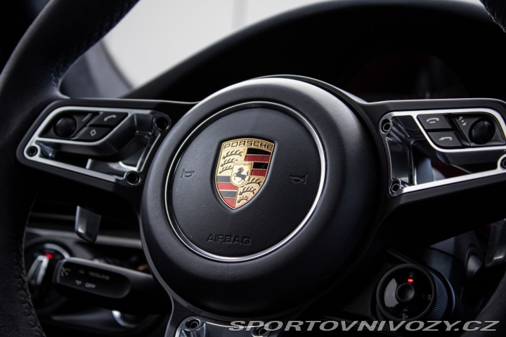 Porsche 911 Carrera GTS Coupé 2017