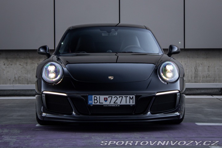 Porsche 911 Carrera GTS Coupé 2017