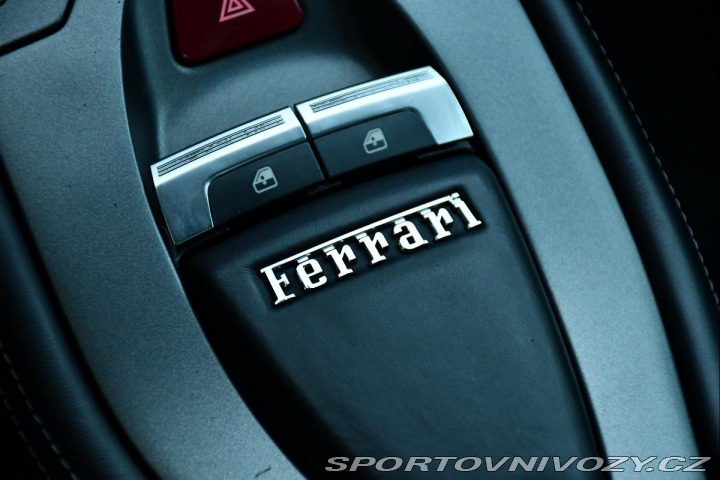 Ferrari 458 ITALIA LIFT 2010