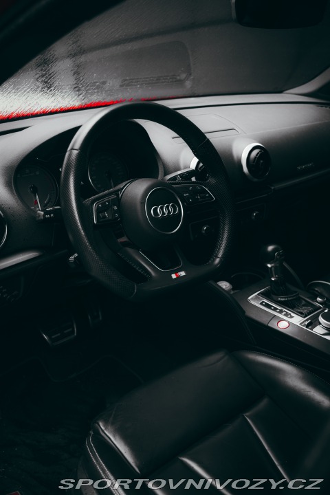 Audi S3 8v, Limo, Barva Tango red 2017