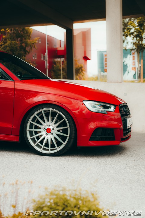 Audi S3 8v, Limo, Barva Tango red 2017