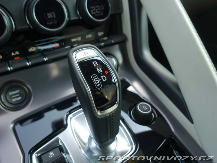 Jaguar F-Type 5,0 V8 75 P450 kabriolet 2025