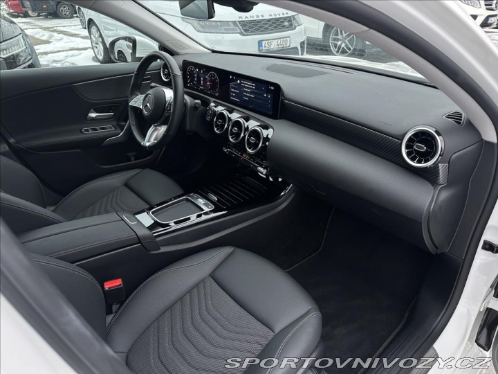Mercedes-Benz A A 200 sedan 2023