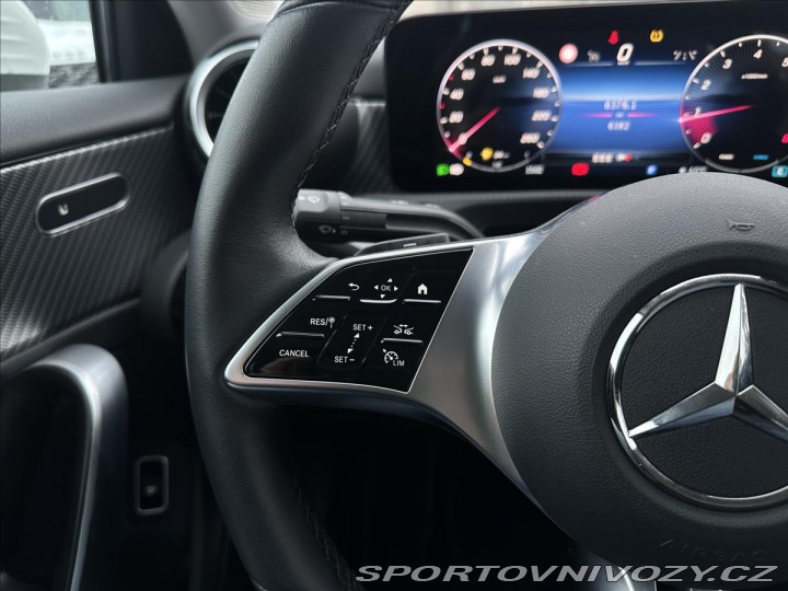 Mercedes-Benz A A 200 sedan 2023