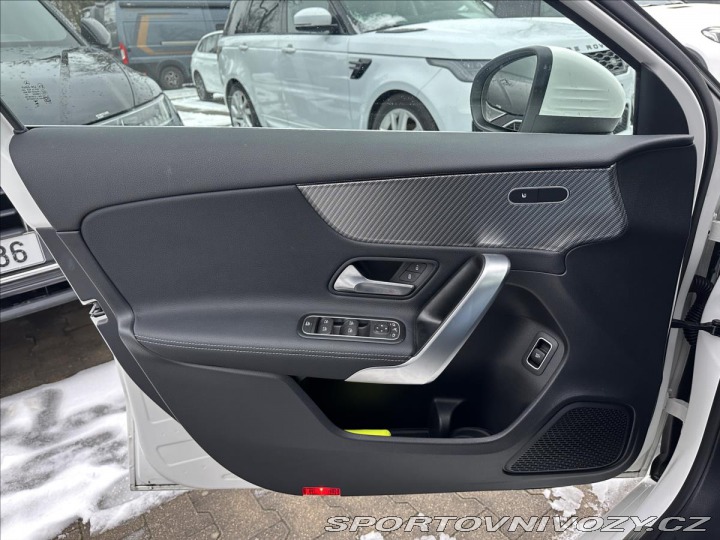 Mercedes-Benz A A 200 sedan 2023