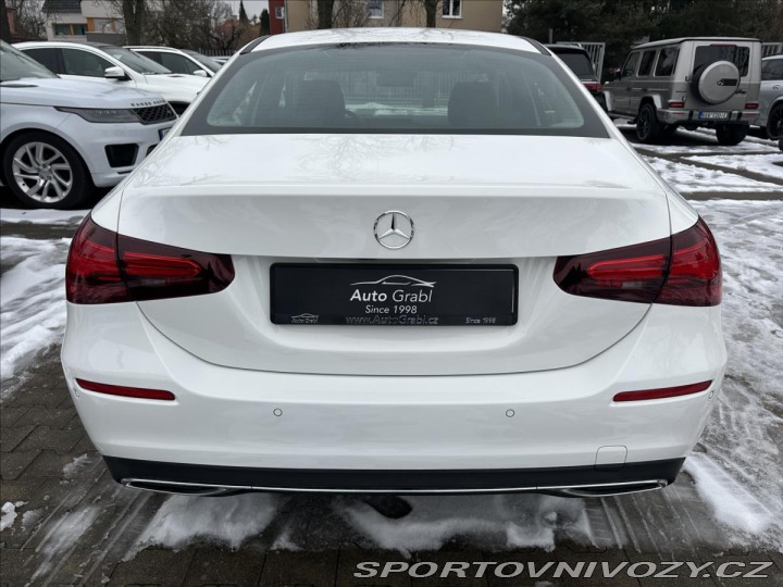 Mercedes-Benz A A 200 sedan 2023