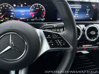 Mercedes-Benz A A 200 sedan 2023