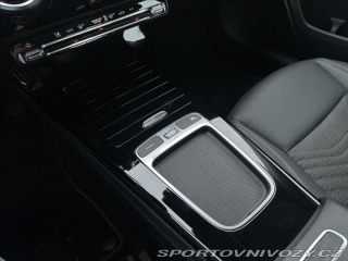 Mercedes-Benz A A 200 sedan 2023