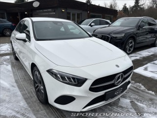Mercedes-Benz A A 200 sedan 2023