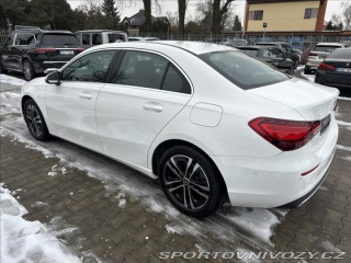 Mercedes-Benz A A 200 sedan 2023