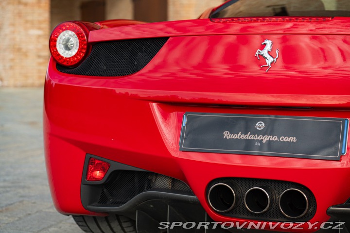 Ferrari 458 ITALIA 2010