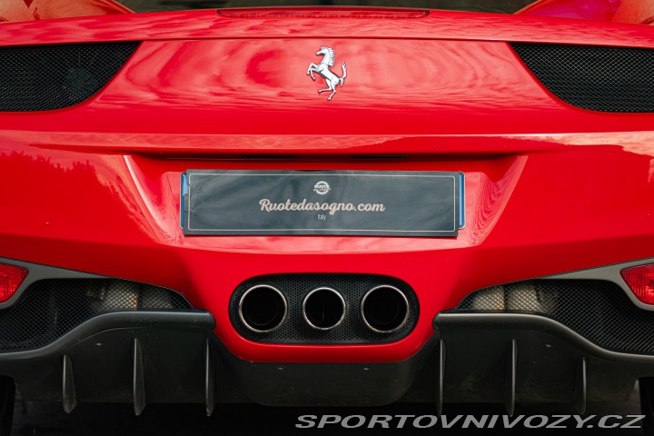 Ferrari 458 ITALIA 2010