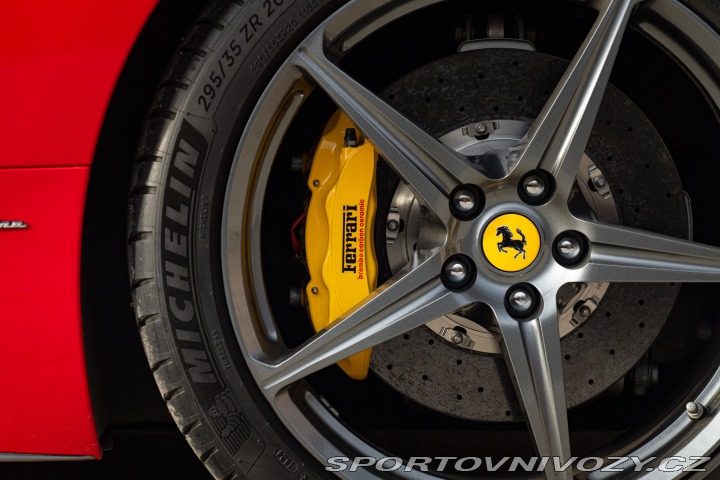 Ferrari 458 ITALIA 2010