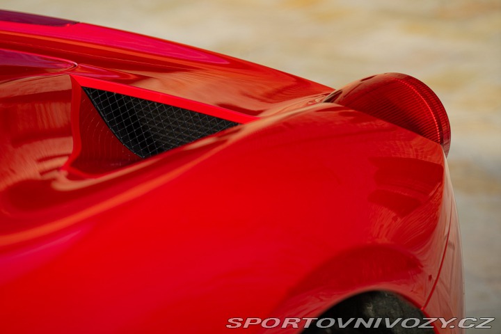 Ferrari 458 ITALIA 2010