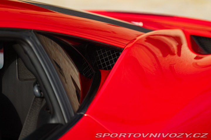Ferrari 458 ITALIA 2010