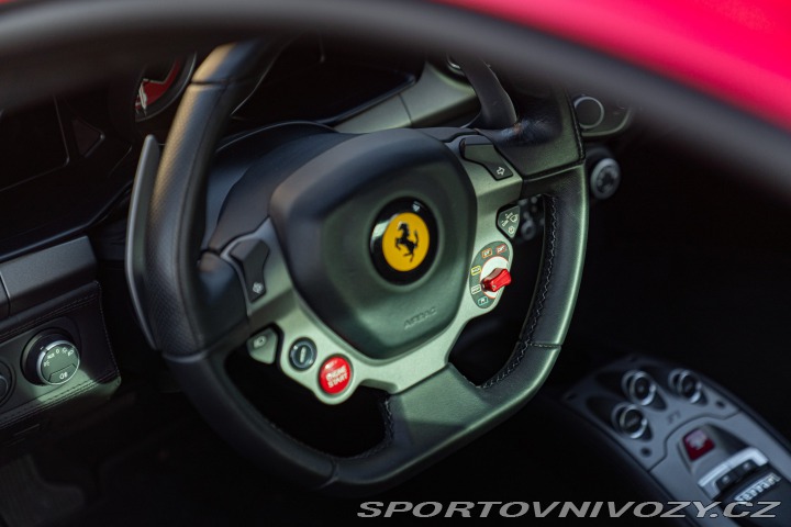 Ferrari 458 ITALIA 2010