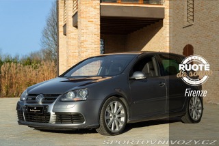 Volkswagen Golf R32