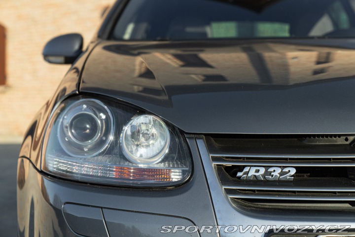 Volkswagen Golf R32 2009