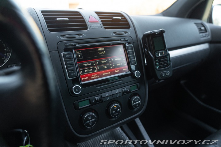 Volkswagen Golf R32 2009