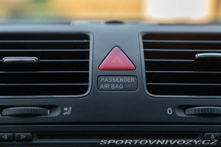 Volkswagen Golf R32 2009