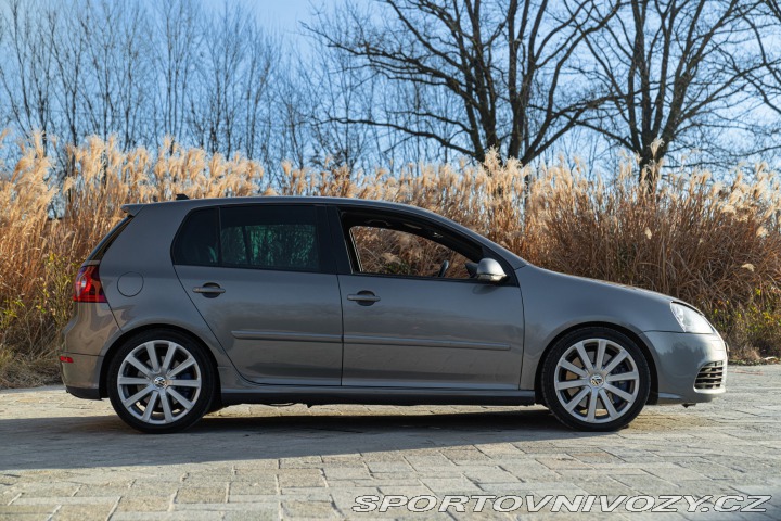 Volkswagen Golf R32 2009