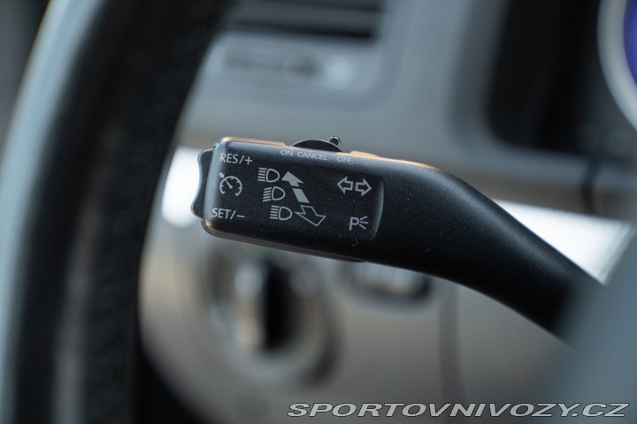Volkswagen Golf R32 2009