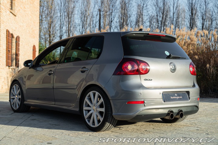 Volkswagen Golf R32 2009