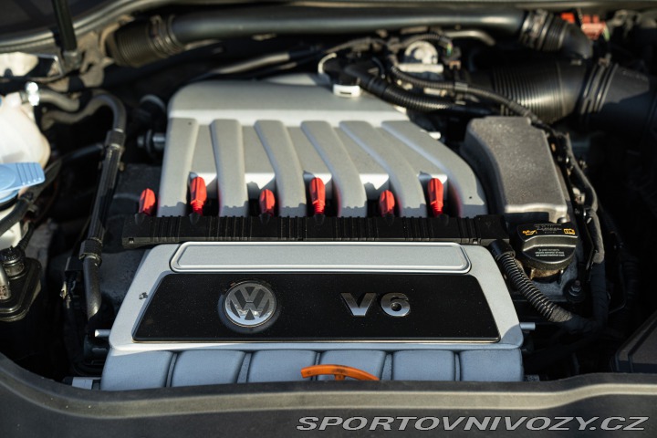 Volkswagen Golf R32 2009