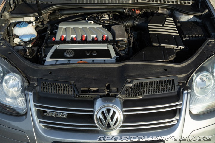 Volkswagen Golf R32 2009