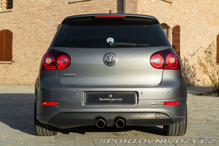 Volkswagen Golf R32 2009