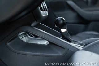 Volkswagen Golf R32 2009