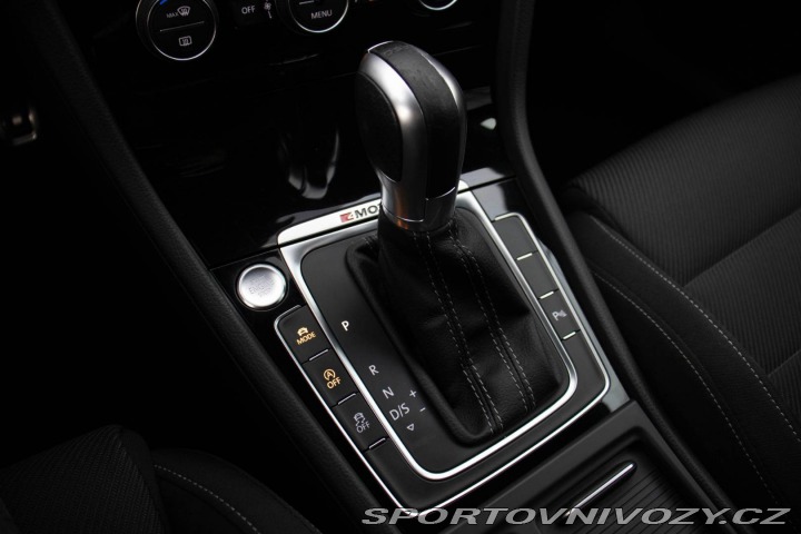 Volkswagen Golf UPRAVA REVO 2018