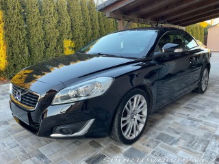 Volvo C70 / C70 2.5 T5 Summum 1.maj