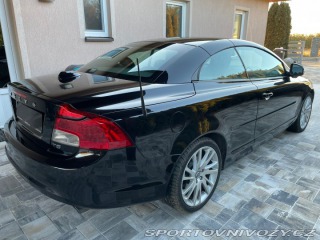 Volvo C70 / C70 2.5 T5 Summum 1.maj 2011