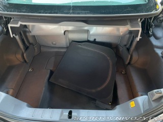 Volvo C70 / C70 2.5 T5 Summum 1.maj 2011