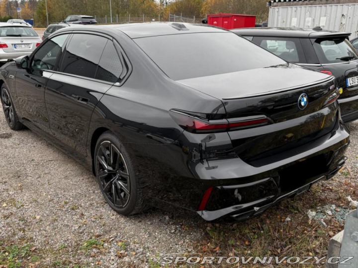 BMW 7 7M760E Executive Lounge T 2024
