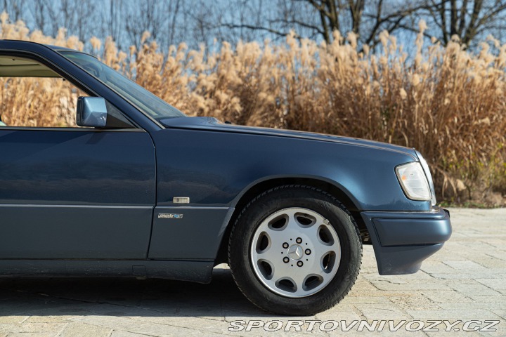 Mercedes-Benz C CE 200 1992