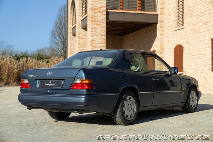 Mercedes-Benz C CE 200 1992