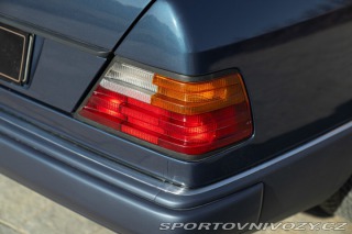 Mercedes-Benz C CE 200 1992