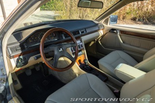 Mercedes-Benz C CE 200 1992