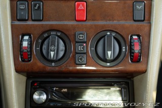 Mercedes-Benz C CE 200 1992